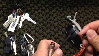 MY EDC KEYCHAIN WITH ALTOIDS SMALL KIT