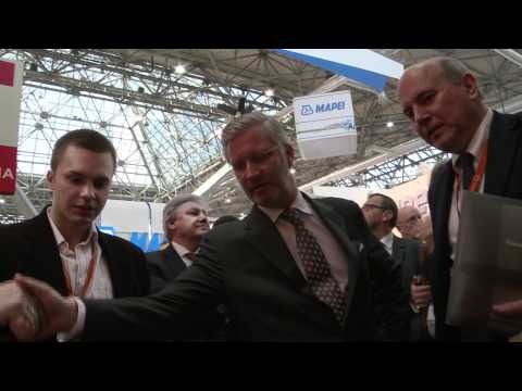 Wideo: Mosbuild-2013: Nowa Kanapka Elewacyjna „ISOVER-LINEROCK” Oraz Nowe Panele Akustyczno-świetlne „Ecophone”