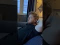 Макс Ващенко с ИГОРЬКОМ СМОРЯТ ТЕЛЕВИЗОР #максващенко #shortsyoutube