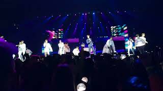 200112 SEVENTEEN OTY World Tour Chicago - Just Do It (OT13 Ver.)