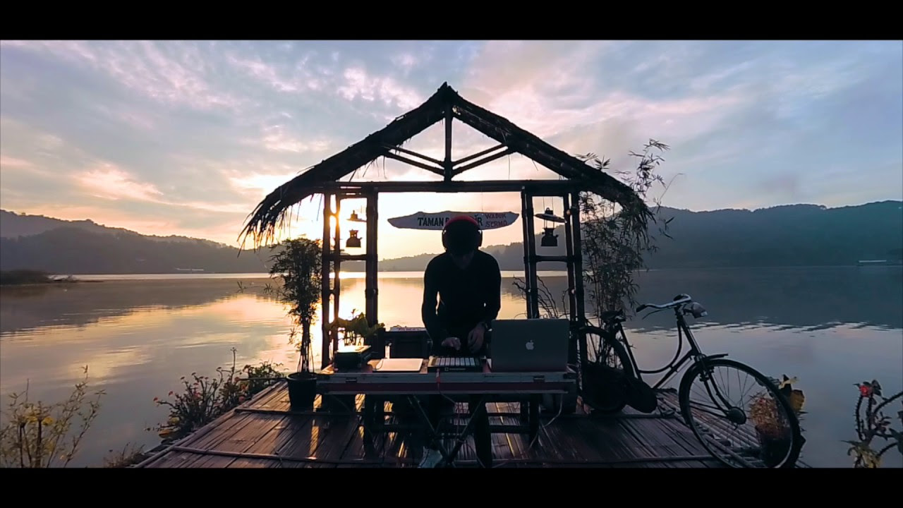 The Chainsmokers x Coldplay x Alan Walker x Major Lazer [ MIX ] by Alffy Rev