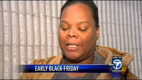 Retailers open early on Thanksgiving for holiday shoppers