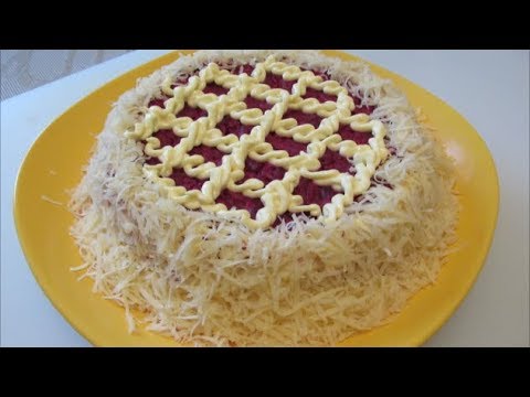 Салат с курицей свеклой и сыром