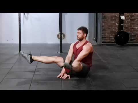 Straddle pike leg lift hold