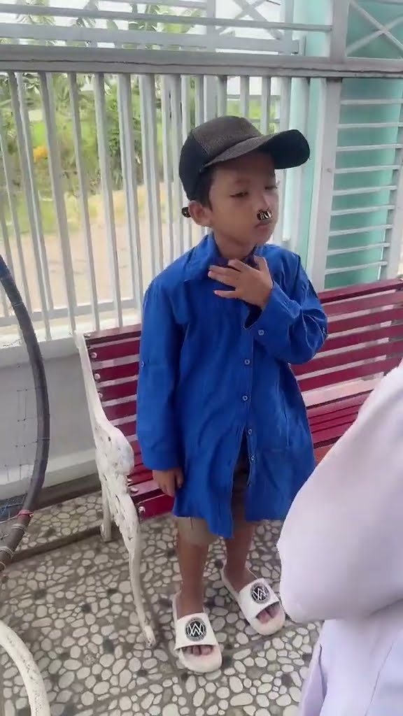 Vidio kocak dan gokil @nyaikembang1nyaikembang1 /kisah anak yg slalu di benci ayahnya ?