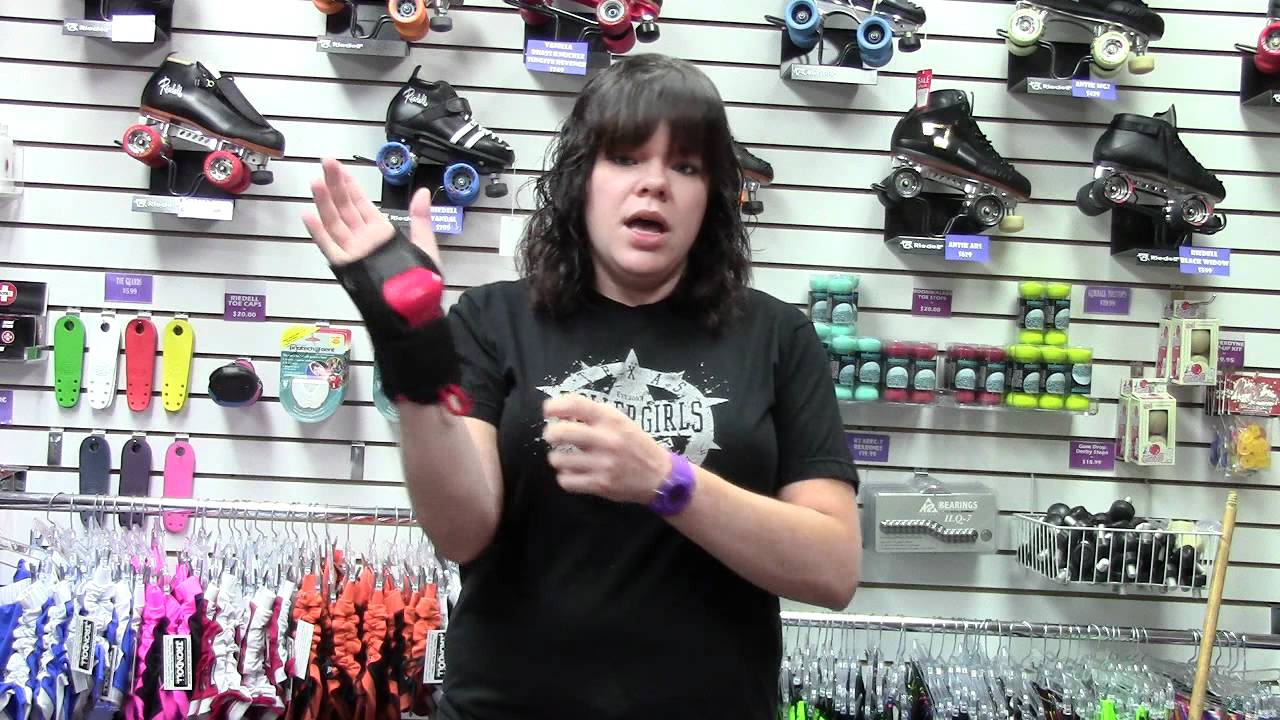Triple Eight Roller Derby Wristsaver