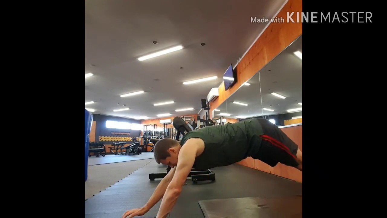barbell ab rollouts Day 8 Week 3 - Ab roller Challenge (How Programming my journey)