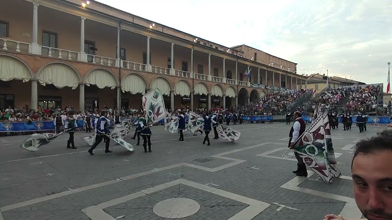 Tenzone Argentea 2025 grande squadra e musici borgo veneto