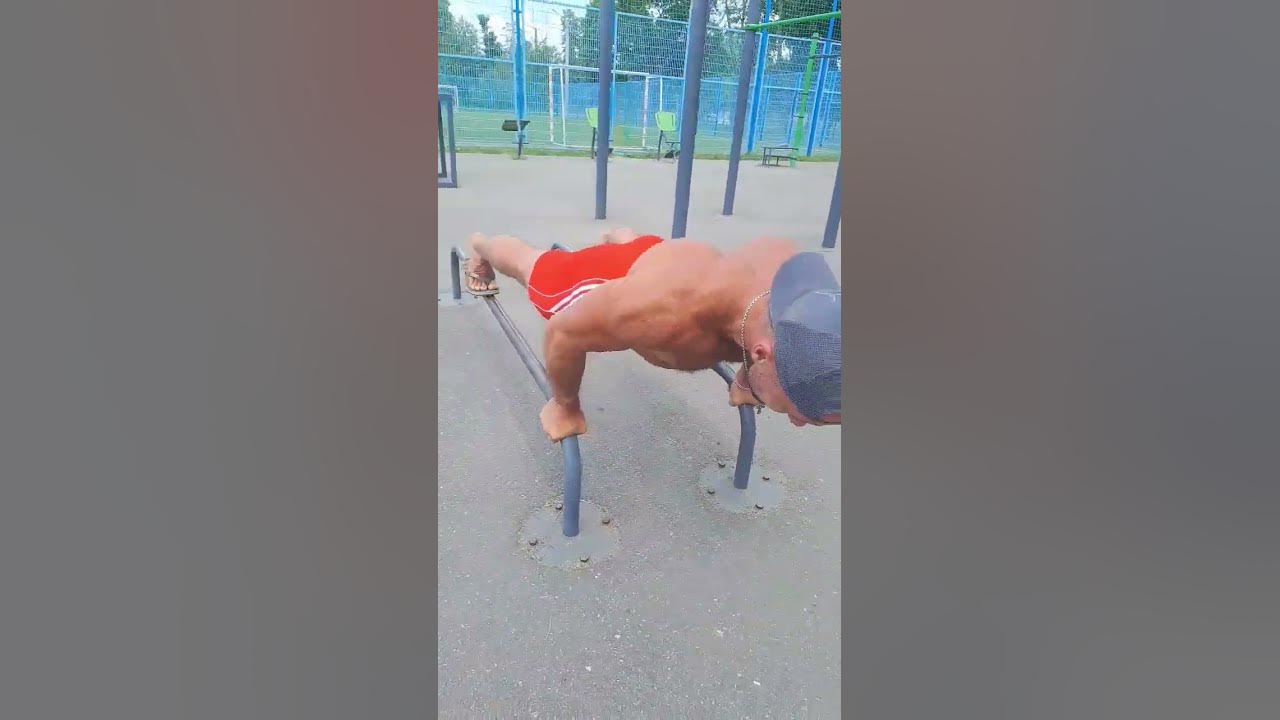 Отжимания на бицепс