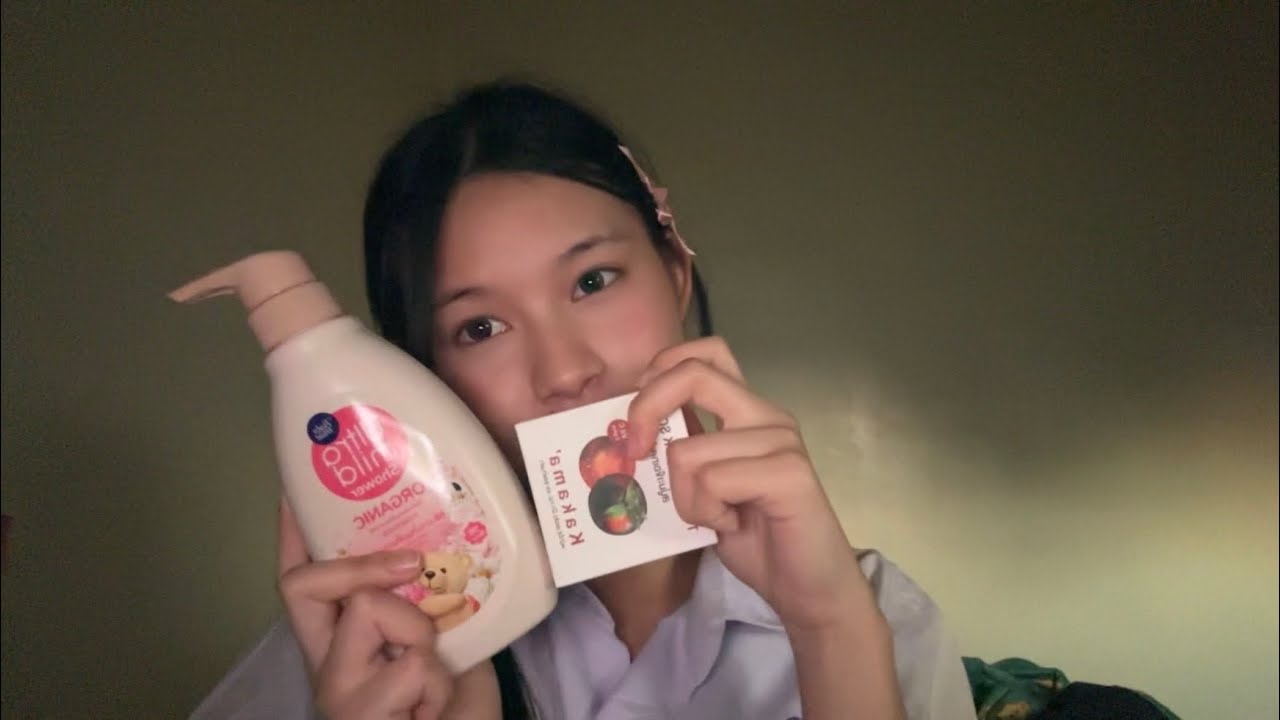 ASMR Cleaning ur body🧽🫧🚿 (add more things) 