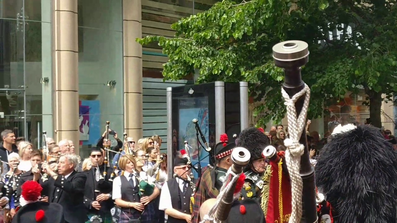 Manchester pipes and drums tribute. Black Bear. 4/6/17 YouTube