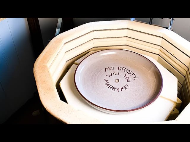 在 YouTube 上观看 Kiln Proposal