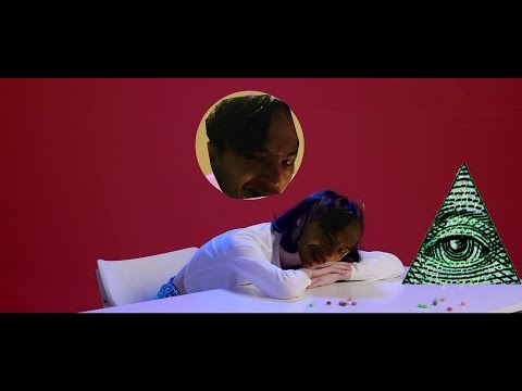 Backwards [MV] IU(아이유) _ Palette(팔레트) (Feat. G-DRAGON)