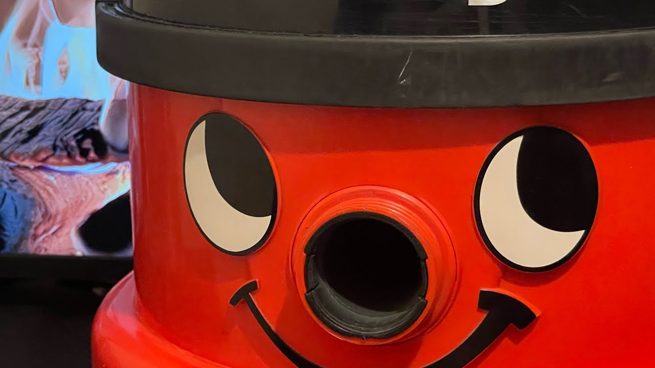 Fake hvr 200-12 review and demo Henry Hoover #henryhoover#numatic#reviews#vacuum#cleaning