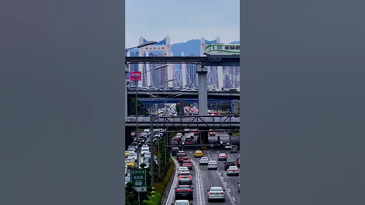 Overpasses and Light Rail Transit in Chongqing #travel #discoverchina - DayDayNews