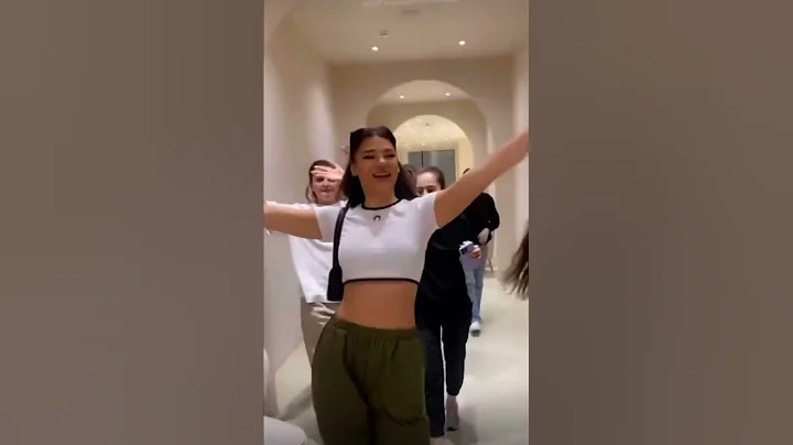 Jena motra kallabllak -Dhurata Dora dhe Kida nisin vallen se bashku      #viral