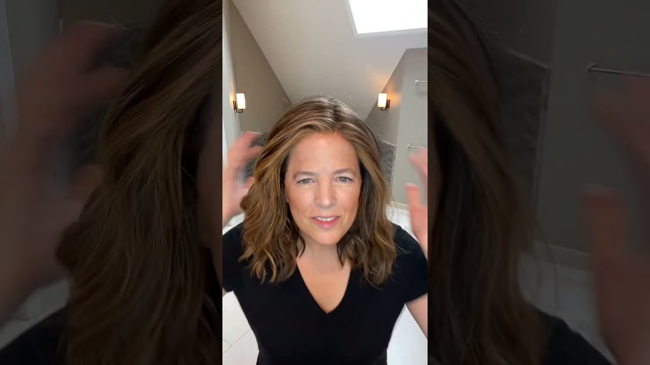 Mini Wig Review - Wavy Day by Raquel Welch in Hazelnut! 