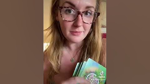 Spellcasting Oracle Deck Review!