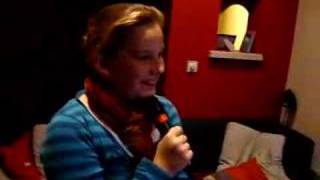 Jasmien & Emilie Singstar Babes 2