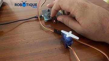 Commander un servomoteur par les boutons du Micro:bit