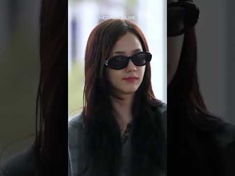 😎😎 #jisoo #blissoo #dior #hongkong