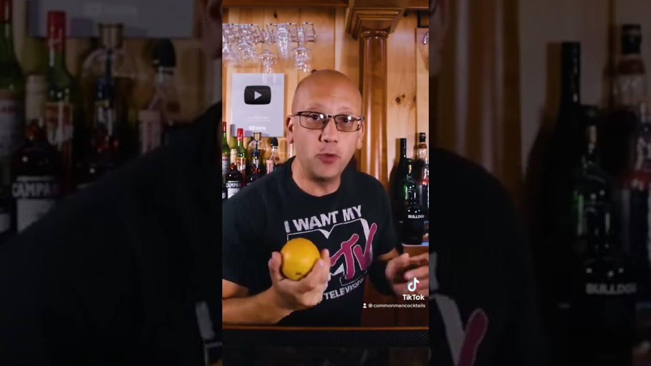 Garnish tip, remove wax coating from fruit 