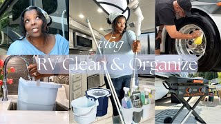 ''BIG Lucy" | RV Clean Prep & Organize