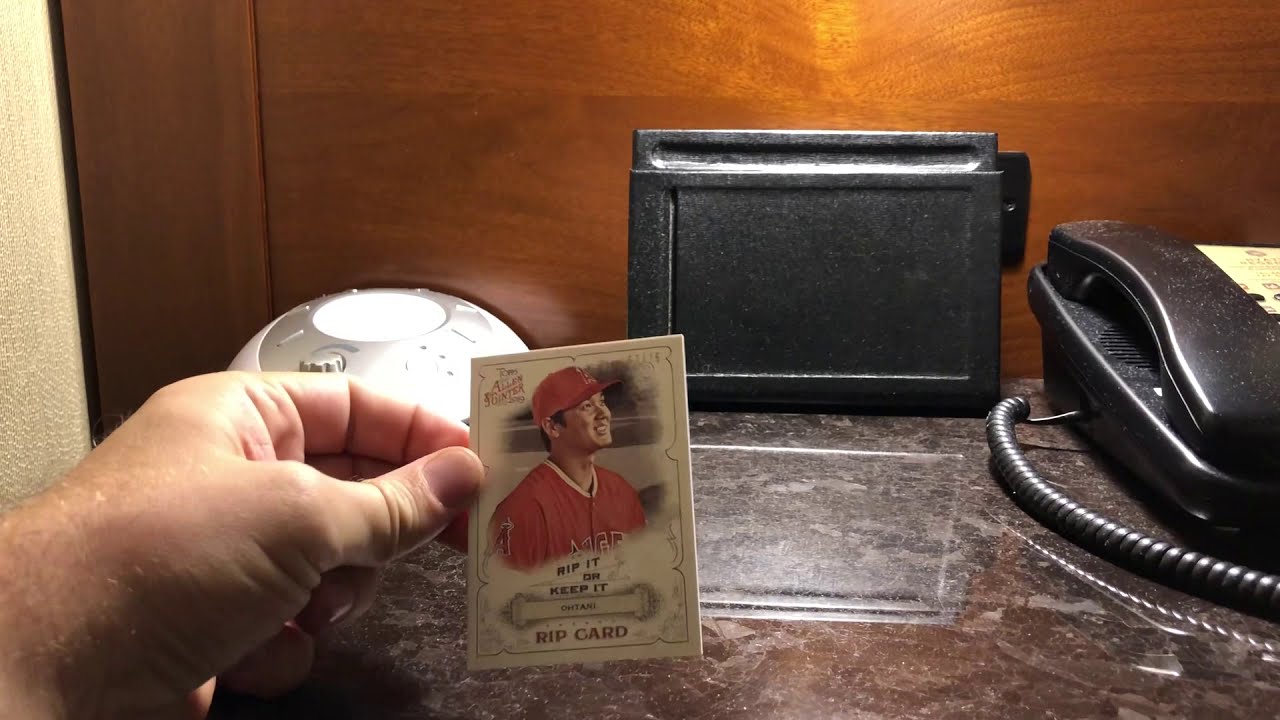Ivan Rips a Shohei Ohtani Rip Card from Allen & Ginter 2019 Topps from the National
