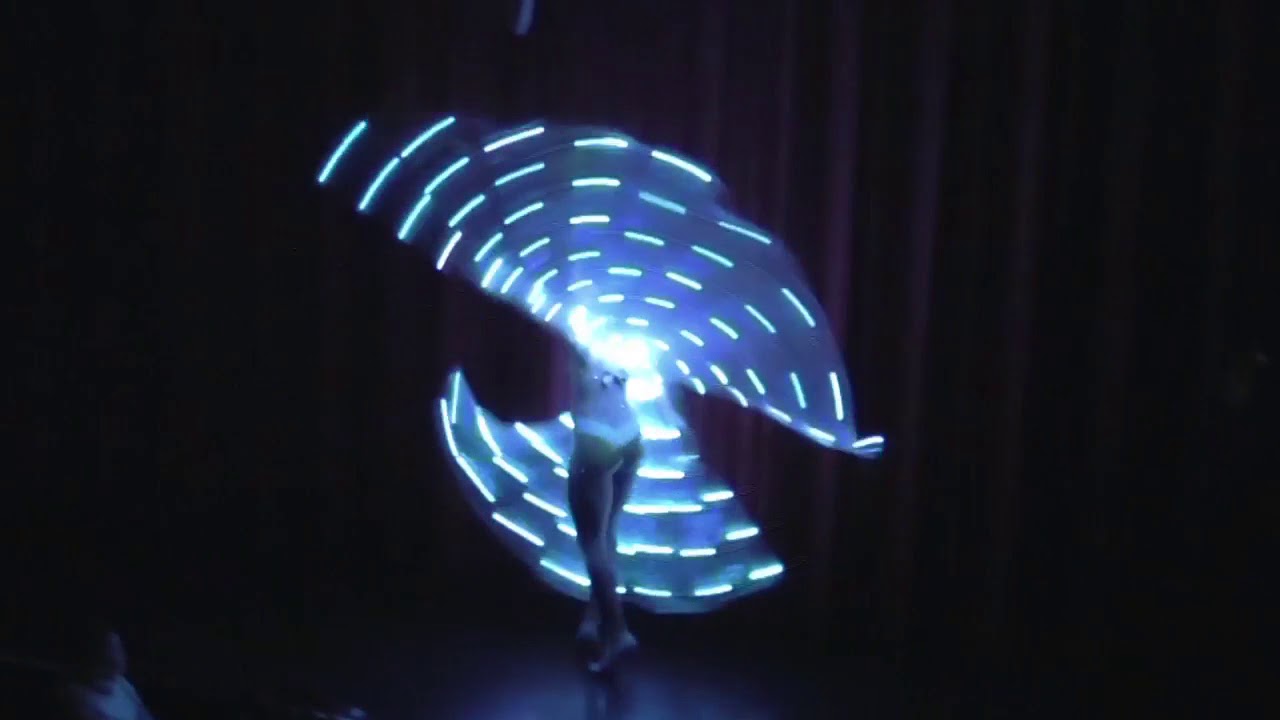 LED Isis Wings Tanz Show - presented by SUGAR OFFICE