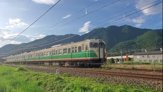 西上田駅17:22発「しなの鉄道115系S7編成 初代長野色 各駅停車 小諸行き」