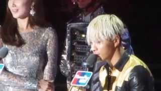 14 12 3 gd in waiting area taeyang s song of the year award 2014 mama in hk