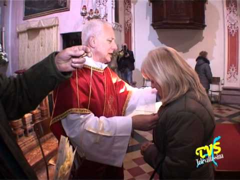 Santuario Guanzate Ostensione Santo Volto.mpg