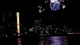 Veterans Day 2016 Fireworks display #luckywelivehawaii💚