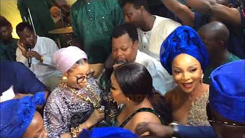 Watch As Adegbodu Twins Dazzle @ Adeniyi Johnson Naming Ceremony