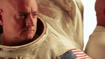 Scott Kelly: Nasa astronaut breaks US record for longest space flight