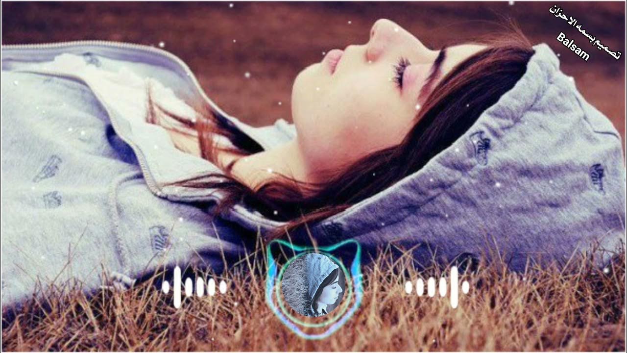 Девушка girl alone. Alone надпись. Грустная девушка. Me alone girl. Sad wisnya.