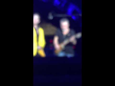 FRONT ROW Van Halen: Little Guitars live from Kansas City 7/22/15