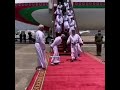 اول حضور لمولانا حضرة صاحب الجلالة السلطان هيثم بن طارق آل سعيد الى ظفار بعد توليه مقاليد الحكم اول حضور لمولانا حضرة صاحب الجلالة السلطان هيثم بن طارق آل سعيد الى ظفار بعد توليه مقاليد الحكم