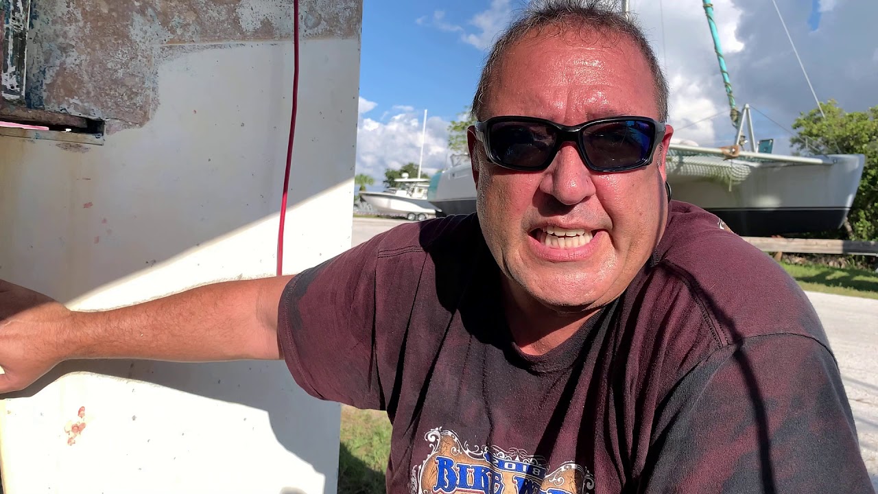Low Level Current & Rudder Removal: How to Save Your Sailing Boat from Disaster - Restoration