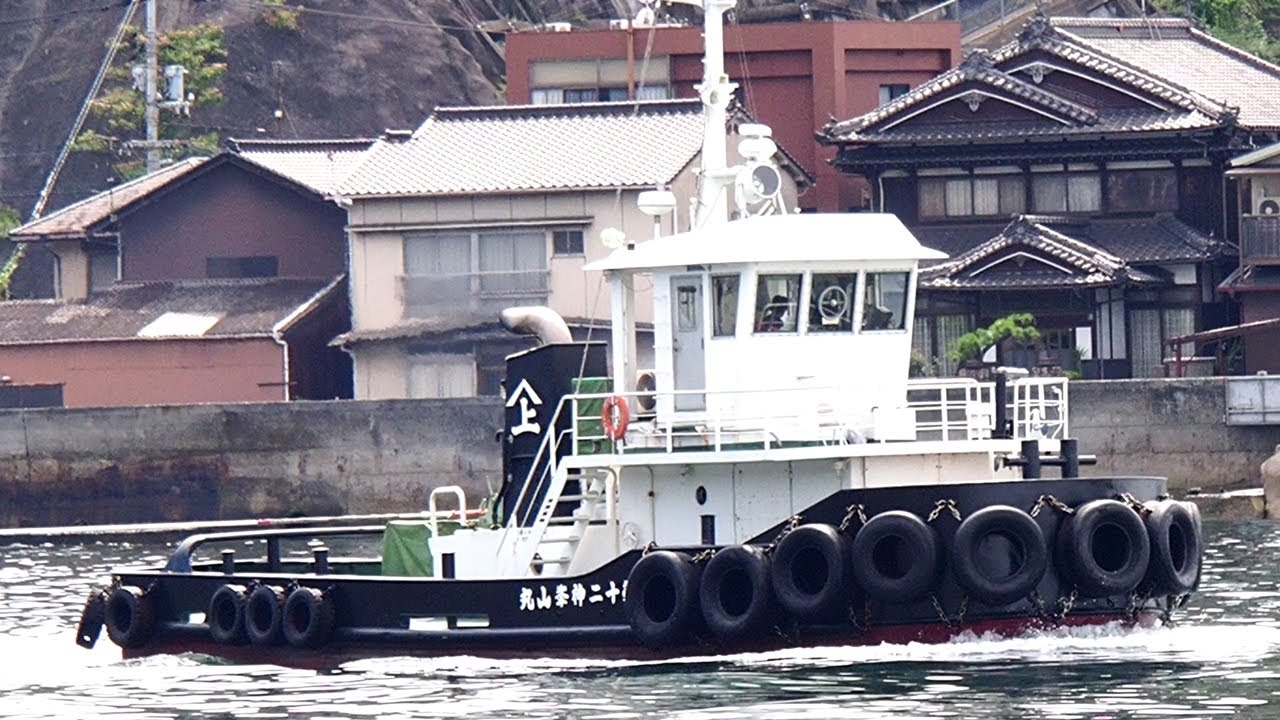 音戸の瀬戸を行き交う船(2022/08/31)台船「神峯3号」を曳く曳船、「第