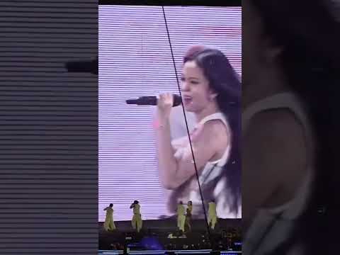 High Note Hugs And Kisses Directly Jisoo Blissoo Blackpink Deadline Bangkok