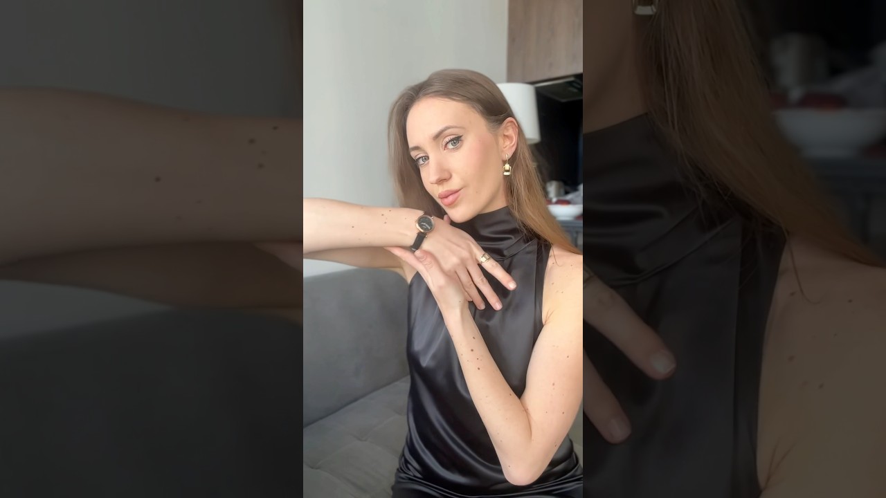 Fossil✨ Carlie Mini Three-Hand Black Leather Watch⌚️