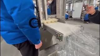 Thermoforming packaging machine for cheese