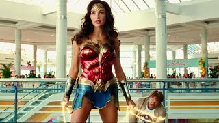 ガジェット満載のアクションが男子心をくすぐる！映画『ワンダーウーマン 1984』本編映像