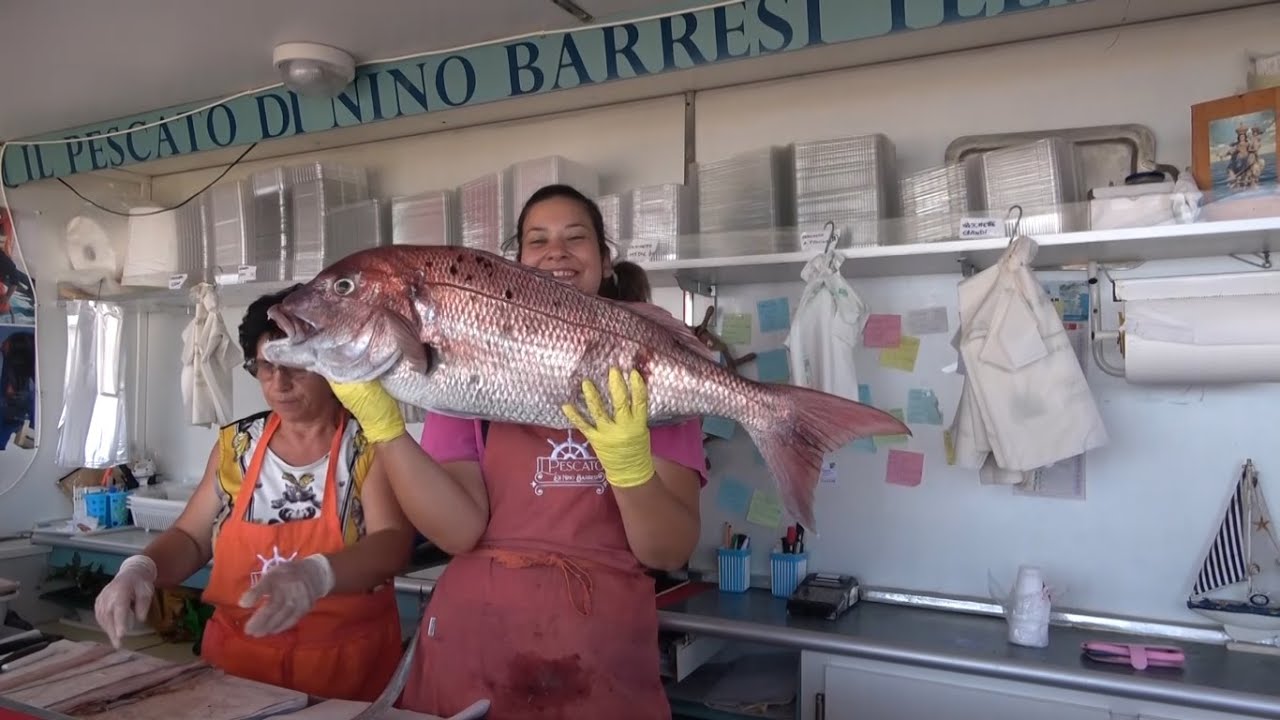 Bagnara Calabra: Artigianato, Pescheria e Costa Selvaggia