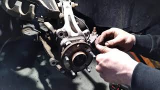 Stuck Ford wheel bearing removal