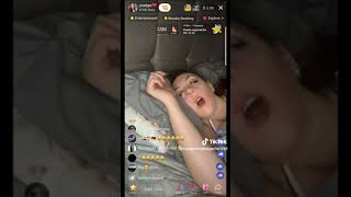 She slept like a ghost😂😂