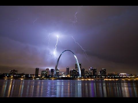Lightning and tornado sirens (again) over downtown St. Louis, April 3 ...