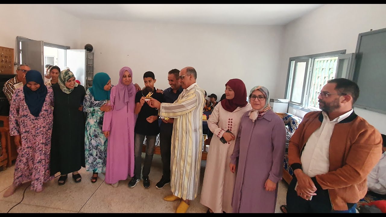 حفل تتويج التلميذات والتلاميذ االفائزين في مسابقة فن الخطابة بثانوية رحال المسكيني 2022 بتارودانت