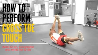 How to Do Cross Toe Touch to Tone Your Abs